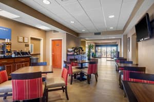 thumbnail: Breakfast area