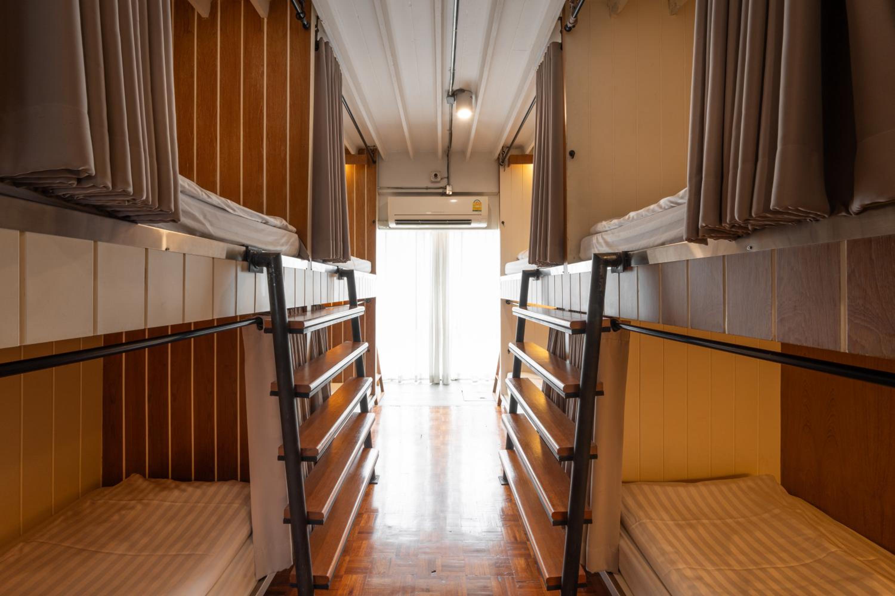 Restaurant-cafeteria