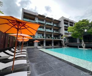 thumbnail: Sundeck