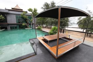 thumbnail: Terrace/patio