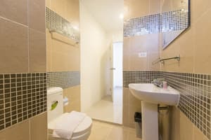 thumbnail: Bathroom