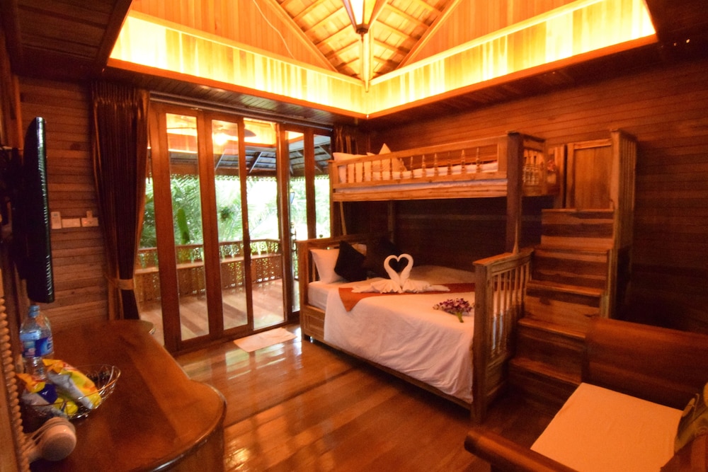 Children's theme room
