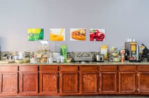 thumbnail: Breakfast area