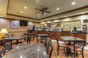 thumbnail: Breakfast area