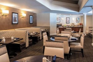 thumbnail: Restaurant