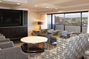 thumbnail: Lounge