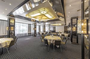 thumbnail: Banquet hall