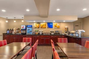 thumbnail: Breakfast area