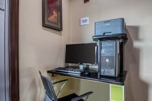 thumbnail: Business center