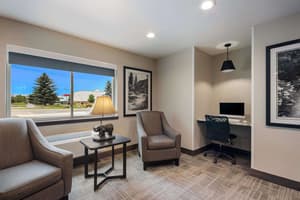 thumbnail: Business center