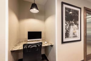 thumbnail: Business center