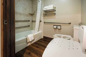 thumbnail: Bathroom