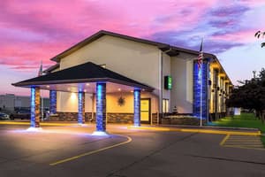 thumbnail: Exterior