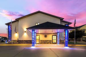 thumbnail: Exterior