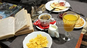 thumbnail: Breakfast area