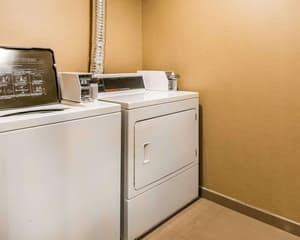 thumbnail: Laundry room