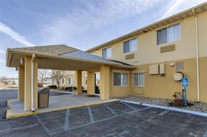 thumbnail: Exterior