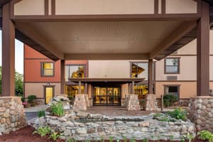 thumbnail: Exterior