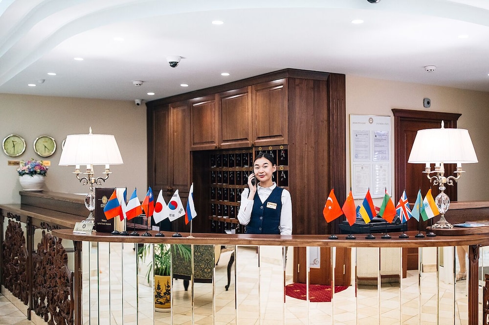 Concierge desk
