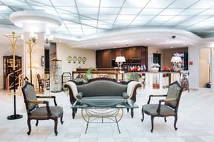 thumbnail: Lobby sitting area