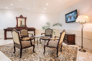 thumbnail: Lobby sitting area