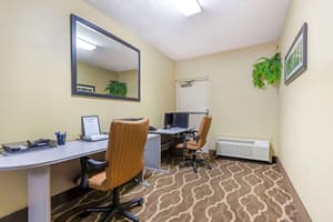 thumbnail: Business center