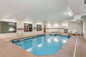 thumbnail: Pool