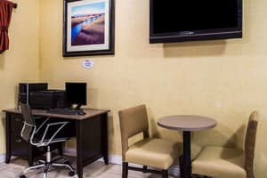 thumbnail: Business center