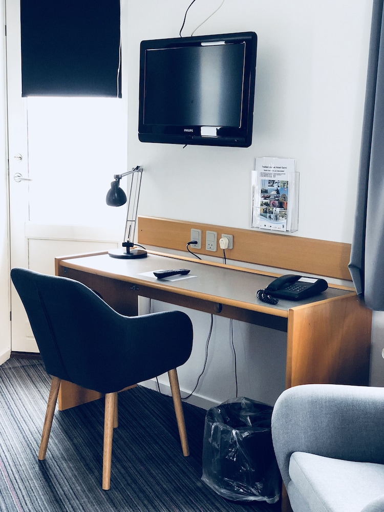In-room business center