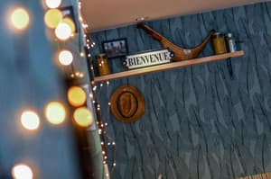 thumbnail: Restaurant