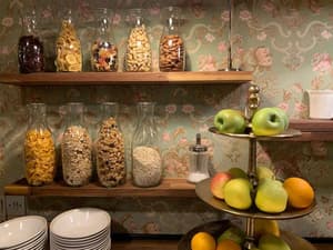 thumbnail: Restaurant
