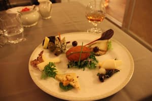 thumbnail: Restaurant