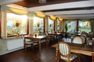 thumbnail: Breakfast area