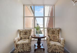 thumbnail: Interior
