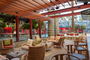 thumbnail: Bar (on property)