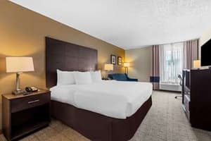 thumbnail: On-Site,Property Amenity,Recreation,Fitness Center