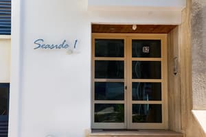 thumbnail: Property entrance