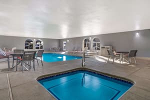 thumbnail: Pool