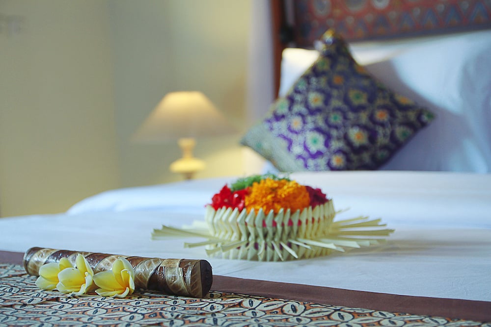 Room amenity