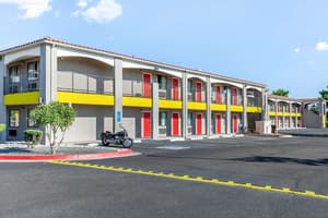 thumbnail: Exterior
