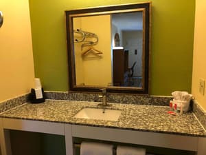 thumbnail: Bathroom sink