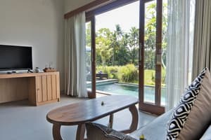 thumbnail: Living area