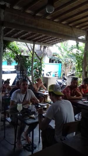 thumbnail: Dining