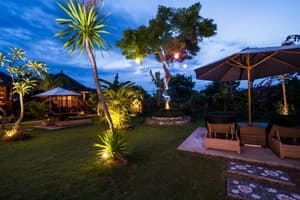 thumbnail: Property grounds
