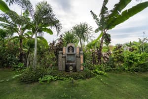 thumbnail: Exterior