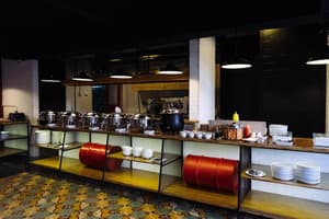 thumbnail: Food court
