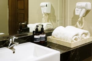 thumbnail: Bathroom