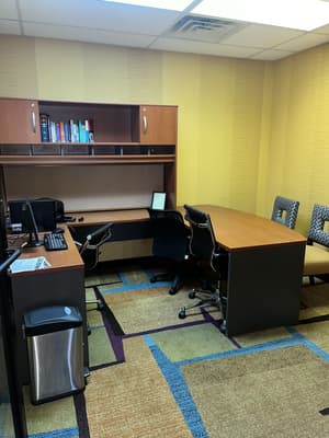 thumbnail: Business center