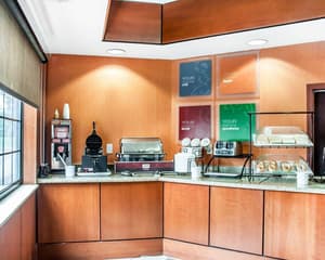 thumbnail: Breakfast area