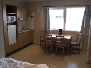 thumbnail: In-room dining